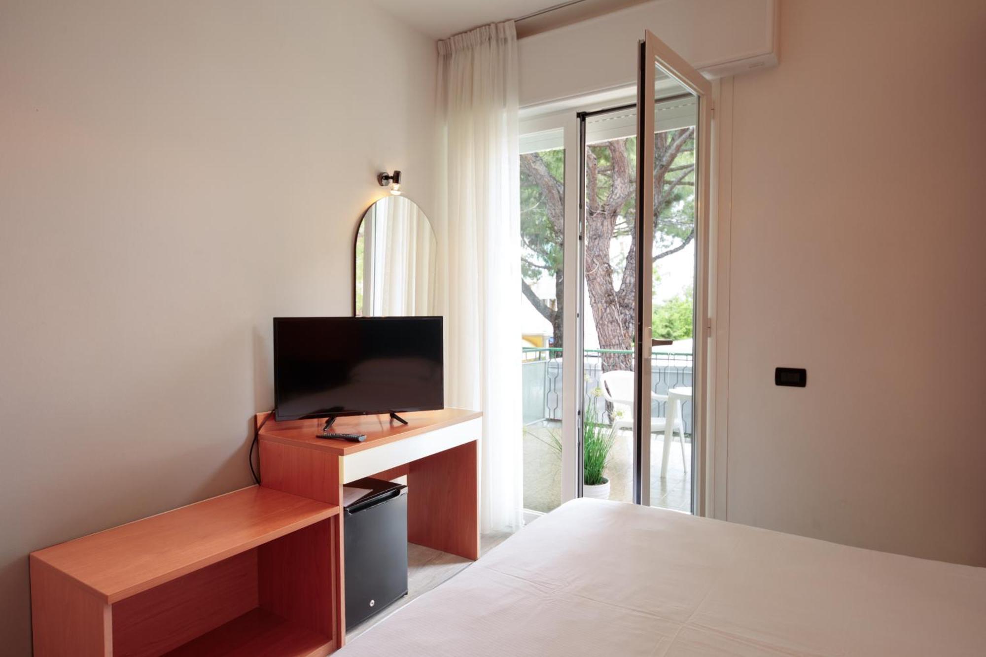 Hotel Derby S Lido di Jesolo Dış mekan fotoğraf