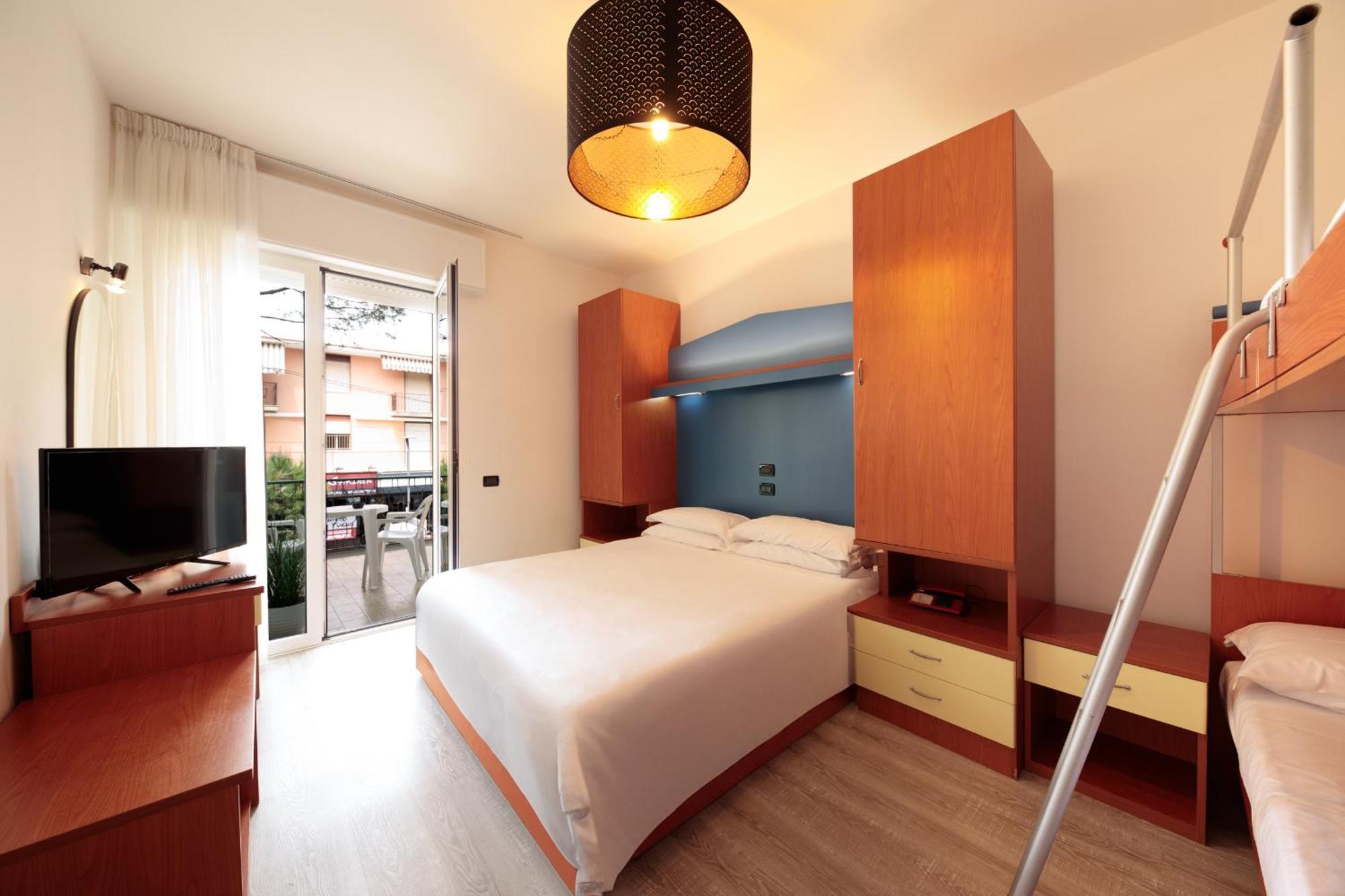 Hotel Derby S Lido di Jesolo Dış mekan fotoğraf