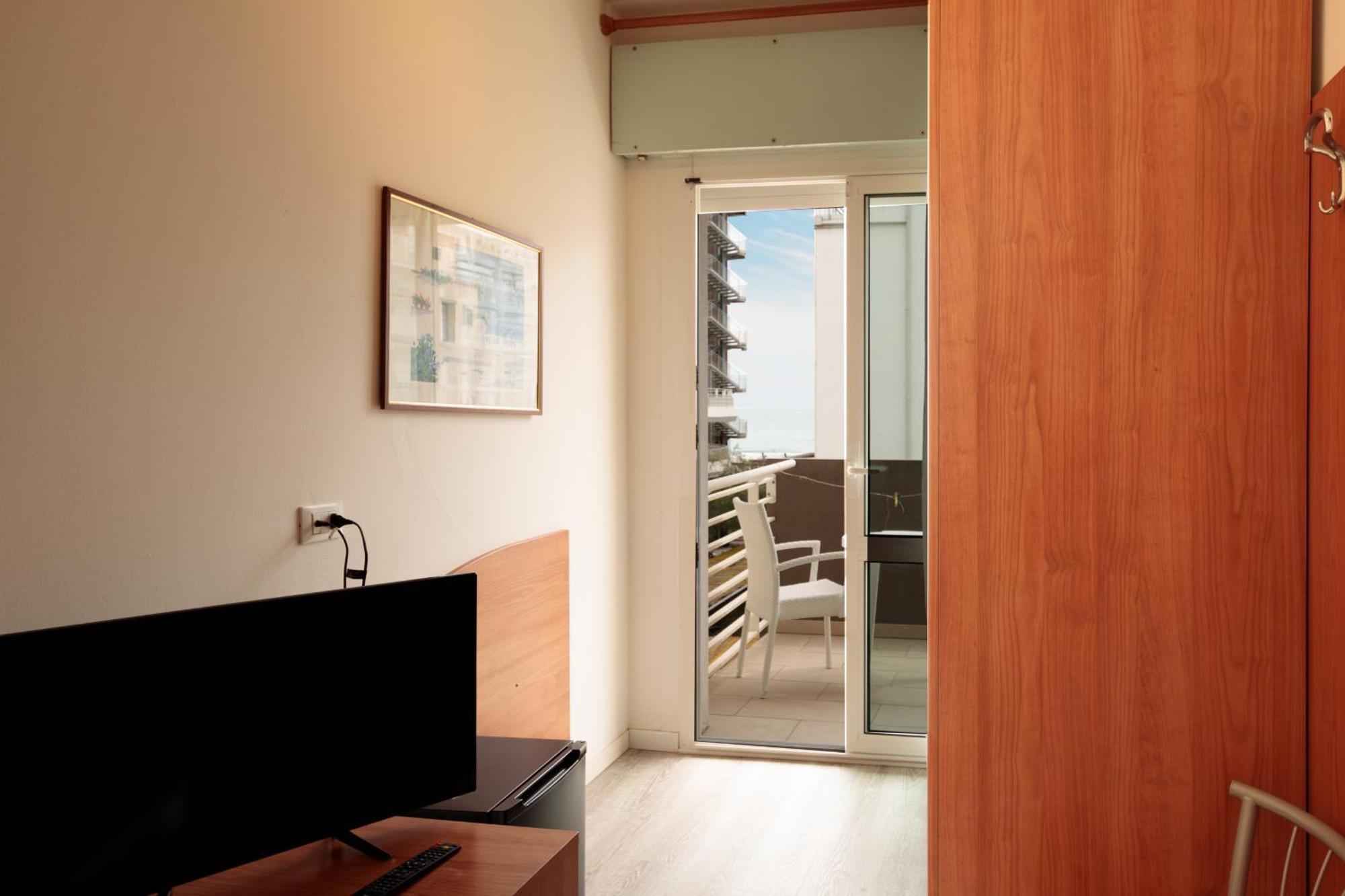 Hotel Derby S Lido di Jesolo Dış mekan fotoğraf