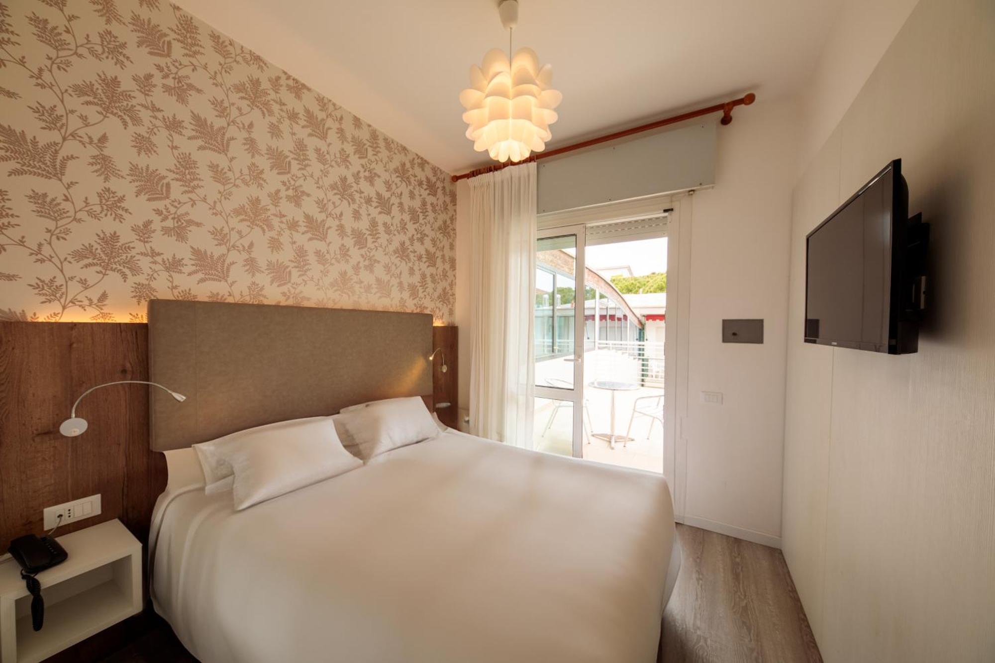 Hotel Derby S Lido di Jesolo Dış mekan fotoğraf