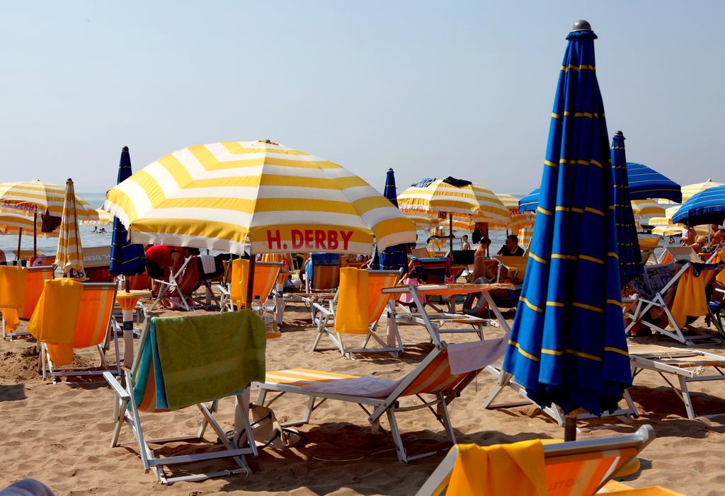 Hotel Derby S Lido di Jesolo Dış mekan fotoğraf