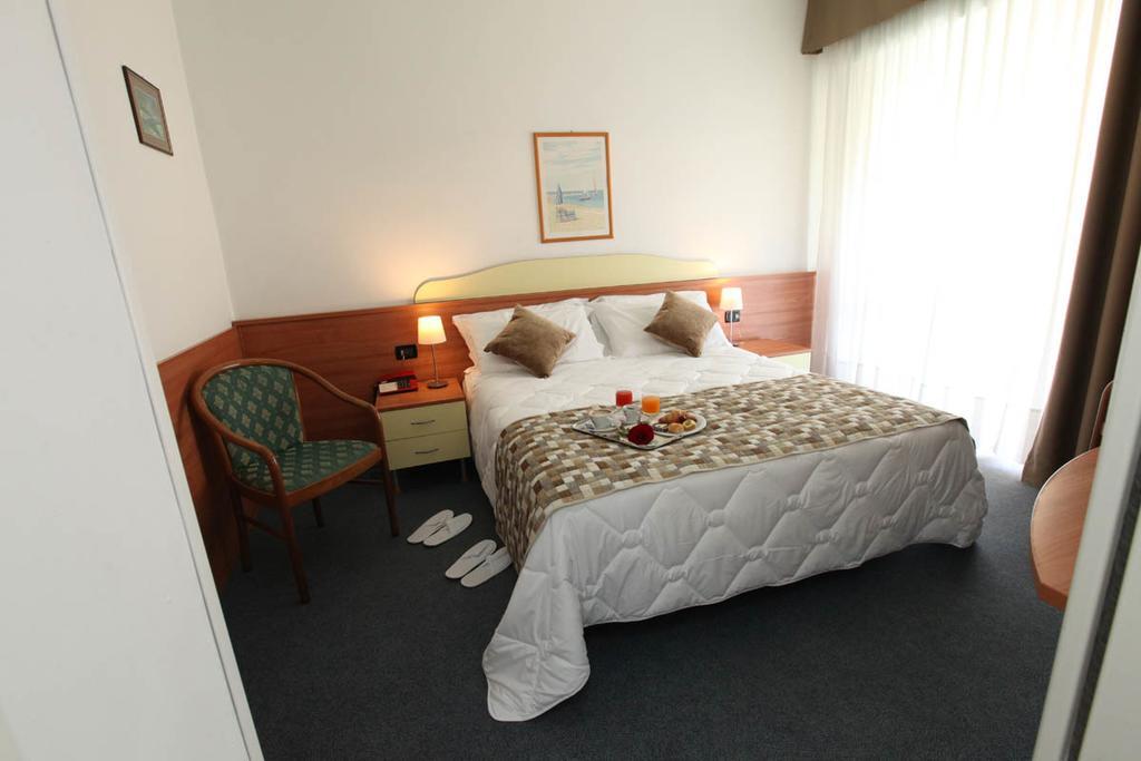 Hotel Derby S Lido di Jesolo Dış mekan fotoğraf